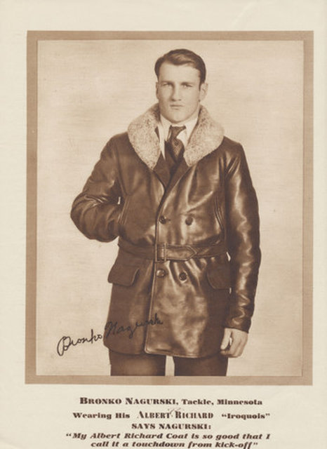 1929%20Richards%20Nagurski.jpg (49776 bytes)