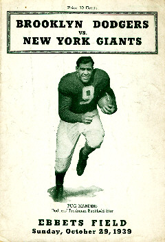 Dodgers v Giants Oct 29 1939.jpg (38888 bytes)